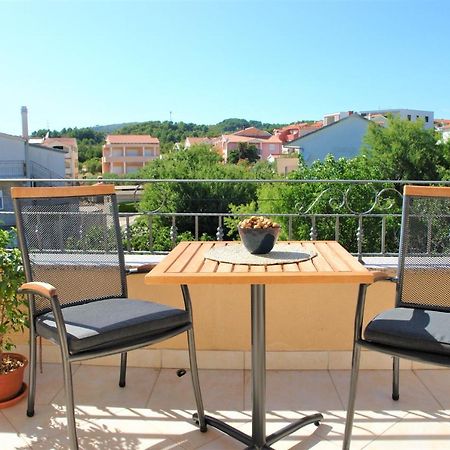 Iva Apartmani Vodice Kültér fotó