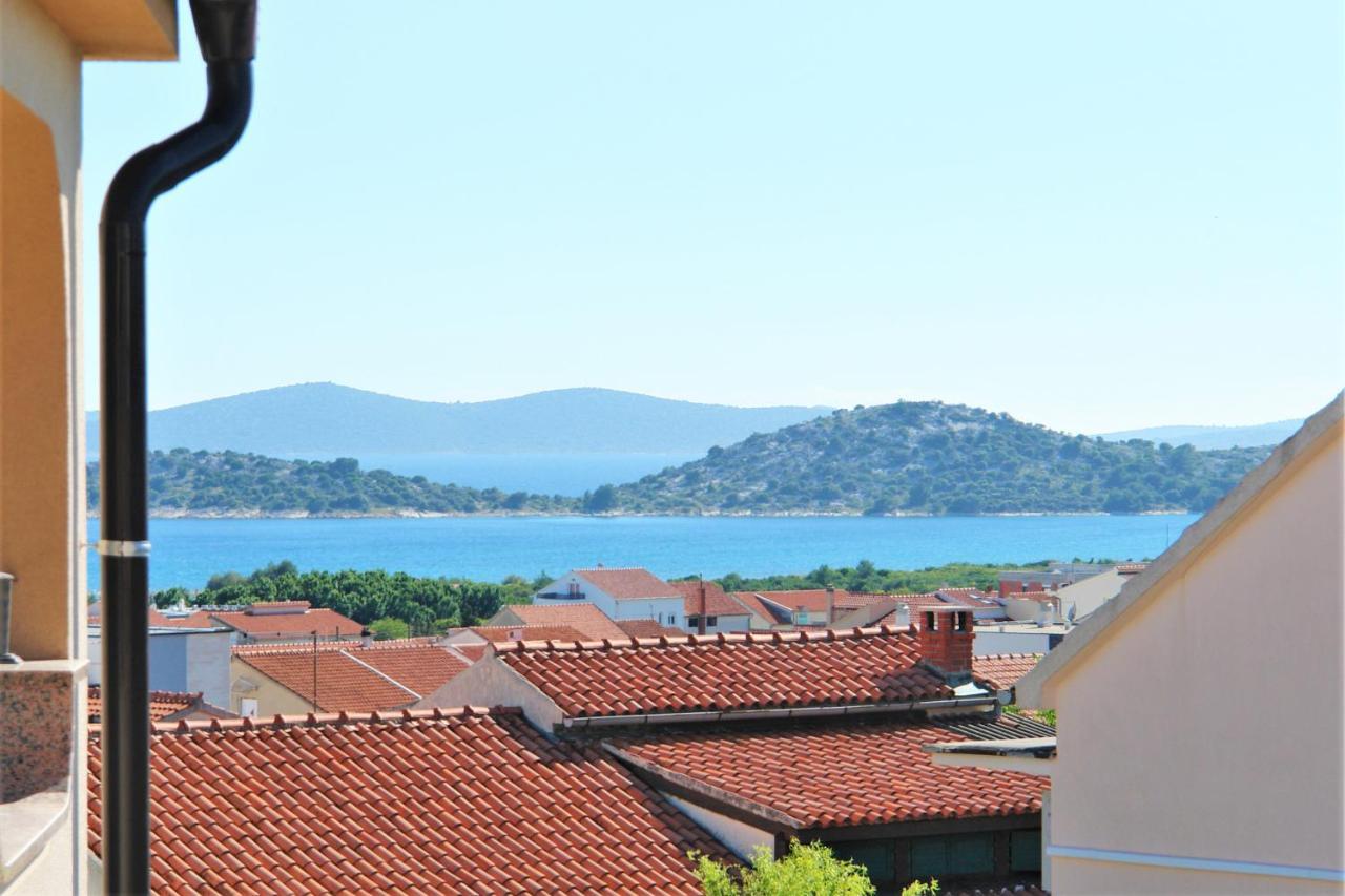 Iva Apartmani Vodice Kültér fotó