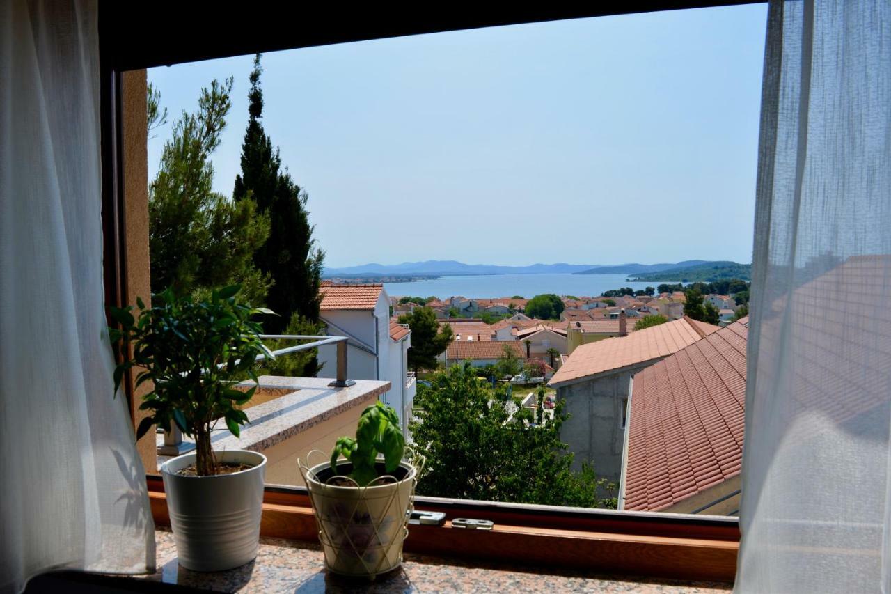 Iva Apartmani Vodice Kültér fotó