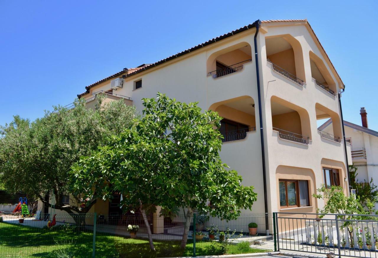 Iva Apartmani Vodice Kültér fotó