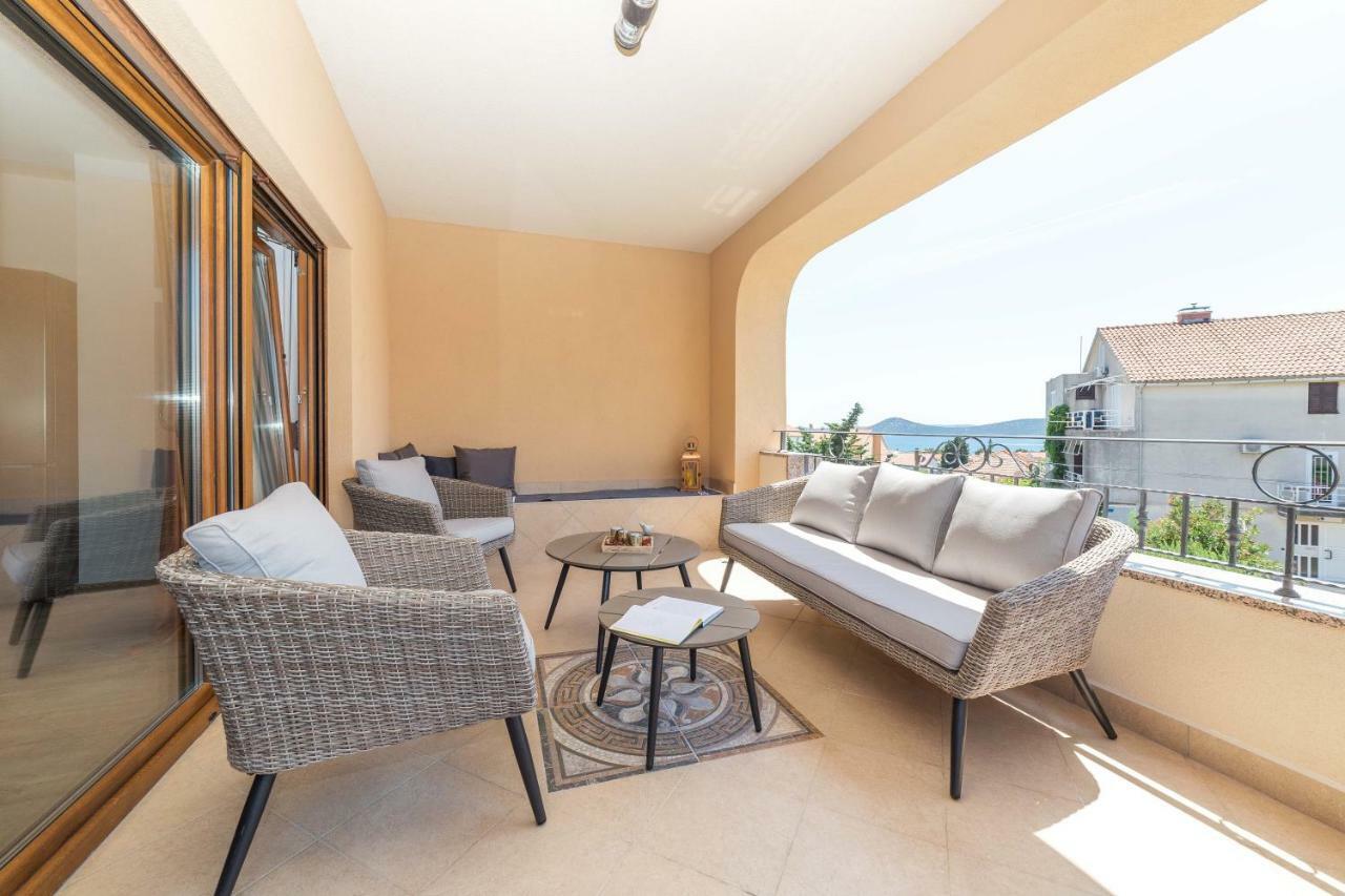 Iva Apartmani Vodice Kültér fotó