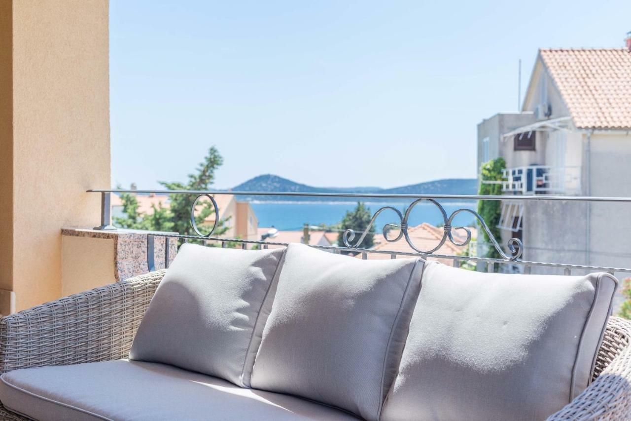 Iva Apartmani Vodice Kültér fotó